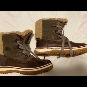 Pajar Canada snow boots size 8.5